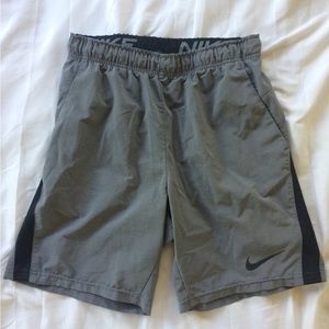 New Nike Men's Flex Dri-Fit Gray/Black Training Shorts CJ1968-010 - S - NWOT